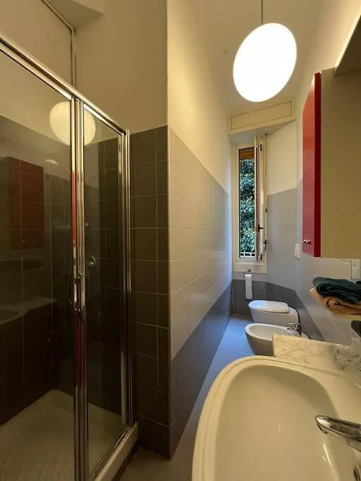 Modern Pretty Apartment Near Isola Zone Milan