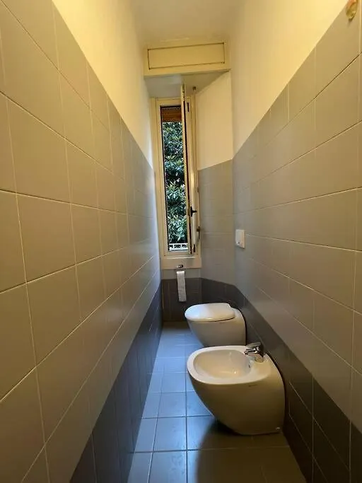 Modern Pretty Apartment Near Isola Zone Milan Italy